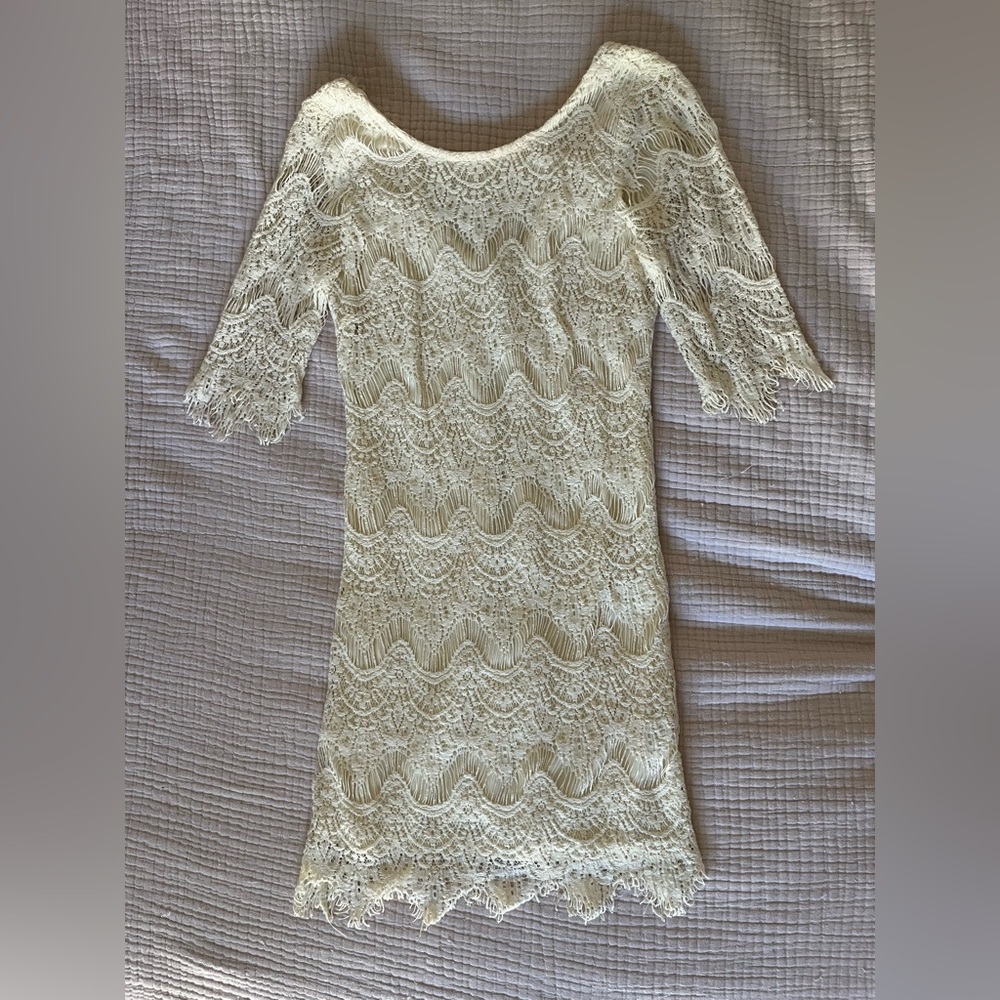 Cream Lace Boutique Dress – Scalloped Details – Size Small/XS